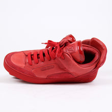 Load image into Gallery viewer, Louis Vuitton Don Red Sample LV 7.5